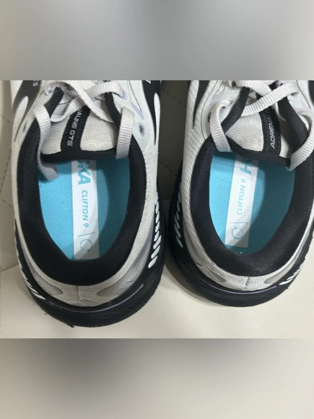 Brooks Adrenaline GTS 23 Wide running shoes size 8.5 wide gray